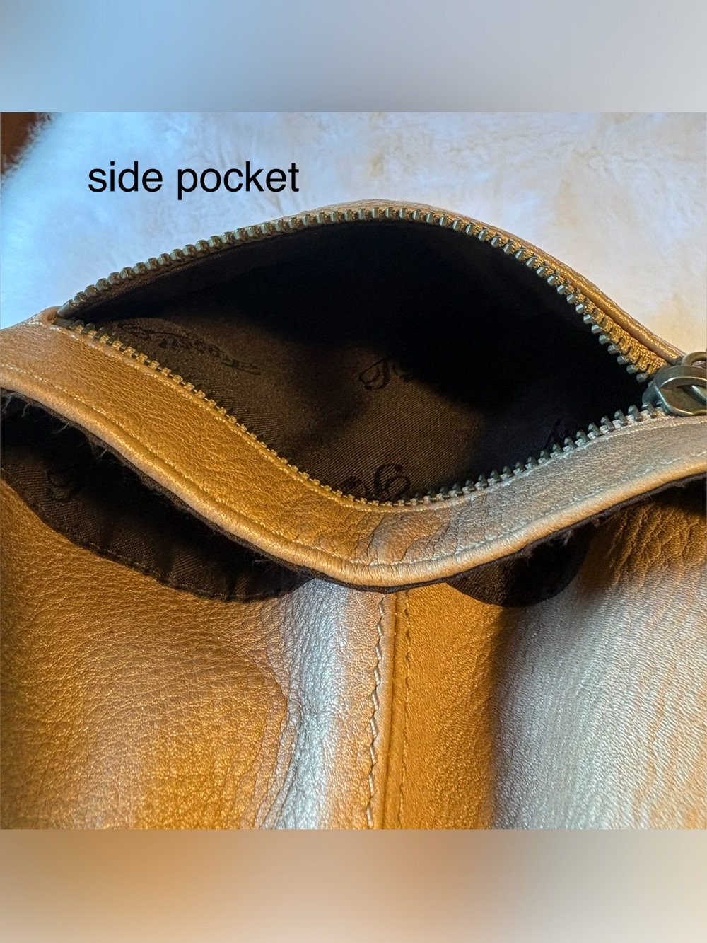 Very Cool Tan Leather Fossil Hobo Bag - Picture 8 of 11